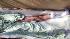 Čech našiel v lese ženské telo bez hlavy. Obsah krabice však policajtov prekvapil