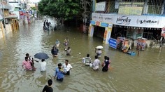 Indiu trápi storočná voda. Desaťtisíce ľudí opustili domovy
