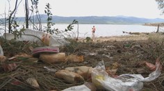 Brehy Zemplínskej Šíravy sa zmenili na smetisko. Kompetentní tvrdia, že sú bezmocní