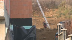 Nie sú ich zamestnávatelia, aj tak im majú dať výplatu. Ministerstvo prišlo s kontroverznou novelou