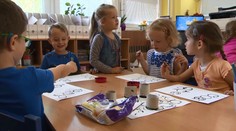 Škôlkari sa učia po novom. Pravidlá však platia len pre zdravé deti