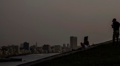 Obrovský mrak prachu zo Sahary zatemnil oblohu nad Kubou, Karibikom aj Floridou