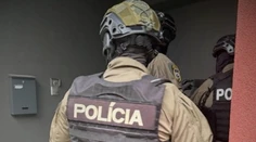 Policajný zásah Kolumbia: Odhalili podvod s eurofondmi za milióny eur