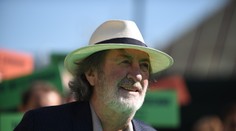 Strach o hereckú legendu. Bolek Polívka skolaboval počas predstavenia. Ukázalo sa, že išlo o mŕtvicu