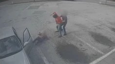 VIDEO: Muž okradol priamo pod kamerami dôchodkyňu, ktorá si práve vyzdvihla výhru v lotérii
