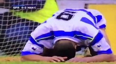 VIDEO: Najhorších 20 sekúnd futbalu. Na toto sa nechytá ani dedinská liga