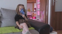 Sofia je odkázaná na lieky a inhalátor. Úrady tvrdia, že je v podstate zdravá