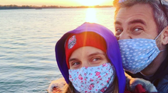 Pár opäť baví fanúšikov. Kým Filip Tůma o sebe tvrdí, že je fešák, Nela má iný názor!!