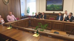 Rozruch okolo energie z Gabčíkova pokračuje. Poslanci koalície opäť neprišli na mimoriadny parlamentný výbor