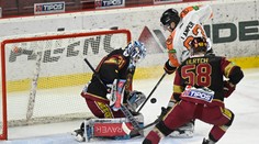 Bystrica zmazala trojgólový náskok Zvolena, belasí sa po Nitre len červenali, Trenčín doma bez bodu