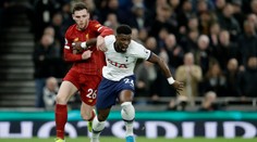 Liverpool vyhral nad Tottenhamom a na čele ligy má už 16-bodový náskok