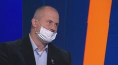 Marian Kotleba v Na telo obhajoval, že s vakcínou na COVID-19 sa do tela dostane aj nanočip