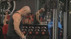 Nedávno tam bolo poloprázdno, dnes je problém nájsť voľný stroj. Posilňovne hlásia nárast návštevníkov