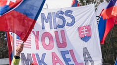 Dojemné gesto Vlhovej fanúšikov registroval Shiffrinovej tím. Takto naň reagoval