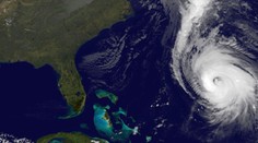 Hurikán Gonzalo priamo zasiahol britské súostrovie Bermudy