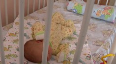 Tínedžeri našli novorodenca v snehu pri teplote -20 stupňov. Dievčatko zázrakom prežilo