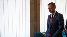 Heger oznámil, že končí. Prezidentka vymenuje úradnícku vládu