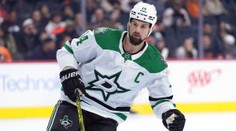 Dallasu bude v úvode sezóny chýbať kapitán. Jamie Benn mal pľúcny kolaps, čaká ho operácia