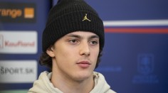 NHL: Dvorský s úspešnou premiérou, Chicago zastavilo sériu prehier