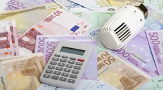 Slováci na budúci rok ušetria na elektrine, plyne a teple. Prehľad súm