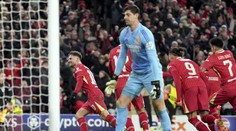 Liverpool po 15 rokoch pokoril Real, Mbappé so Salahom zahodili penalty. Súper Slovana schytal päťku