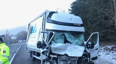 Vážna nehoda pri Liptovskej Osade: Zrazili sa dve dodávky