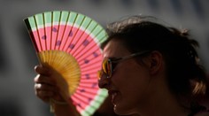 Dnes to bude kritické. Horúčavy vrcholia, ale ochladenie sa blíži