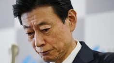 Traja japonskí ministri podali demisiu pre veľký úplatkársky škandál vo vládnej strane