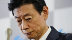 Traja japonskí ministri podali demisiu pre veľký úplatkársky škandál vo vládnej strane