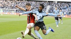 VIDEO: Trnava dvakrát neudržala vedenie, Slovan udrel v závere. V derby sa body delili