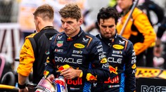 Verstappen nehodí svoj tím cez palubu a zostane: Pochopili sme, kde bol problém