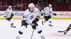 VIDEO: Český majster sveta nemal šancu. Martin Chromiak si otvoril strelecký účet v príprave NHL