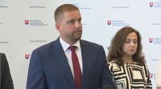 Minister zatiaľ tender na záchranky nezruší. Požiadal o preskúmanie ďalšieho postupu