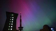 OBRAZOM: Európu v noci rozsvietila polárna žiara. Ľudia sa kochali krásou, odborníci varujú pred jej silou