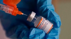 Pfizer a BioNTech spustili klinickú štúdiu vakcíny proti omikronu