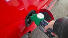 Ceny palív sa poriadne rozhýbali. V hre je výrazné zlacňovanie (+ predikcia)