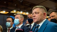 Fico s Pellegrinim chcú ďalšie referendum. Túžia po ňom spravidla populisti, odkazuje politológ