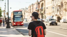 Vstup do Spojeného kráľovstva po novom. Občania EÚ budú potrebovať elektronické povolenie