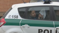 Gang, ktorý údajne zneužíval telesne postihnutých ľudí na žobranie, sa postavil pred sudcu