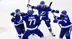 Tampa Bay s Černákom postúpila do finále Východnej konferencie, Chára s Halákom končia