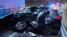Pri tragickej nehode v Ružomberku prišiel o život 64-ročný vodič, spolujazdkyňu previezli do nemocnice