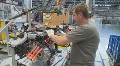 Pracujú len štyri dni a plat majú rovnaký ako predtým. Niektoré slovenské firmy prešli na skrátený týždeň