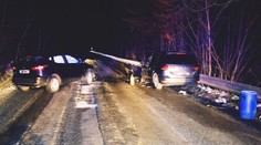 Vážna nehoda pri Lučenci. S ťažkými zraneniami skončil šofér i spolujazdci, medzi nimi aj dieťa
