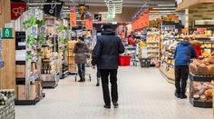 Slovákom je medzi regálmi do plaču. Takto vyleteli ceny oproti minulému roku (zoznam potravín)