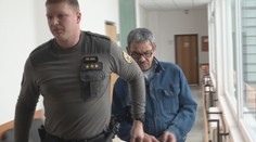 Recidivista našiel 25-tisíc eur pred bytovkou v Trenčíne. Peniaze si ihneď začal užívať