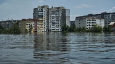 Ukrajina: Rusi ostreľovali na Dnepri evakuačný čln, zomreli traja civilisti