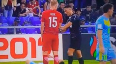 Poliak Glik vie liečiť dotykom nohy, presvedčil sa o tom kazašský kapitán