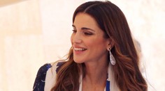 Krásna jordánska kráľovná tvrdo zaútočila na Islamský štát