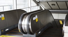 Ďalšia hrozná smrť na eskalátore. Zomrel len 4-ročný chlapec