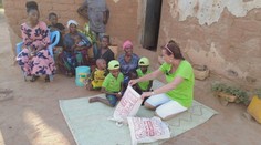 Slováci cestujú do Tanzánie, aby pomohli miestnym. Starajú sa o deti a ukazujú rodinám, ako pestovať rastliny